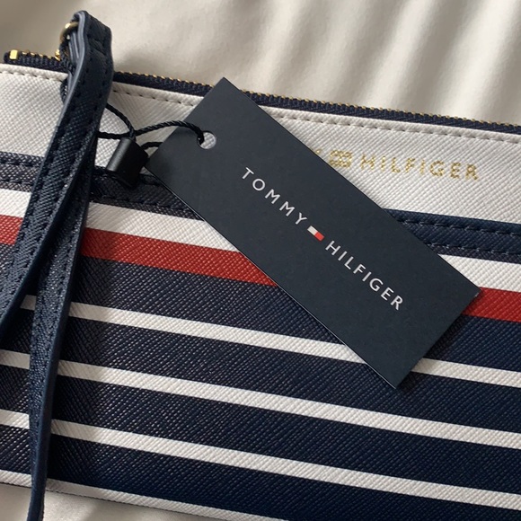 TH clutch - Picture 2 of 3